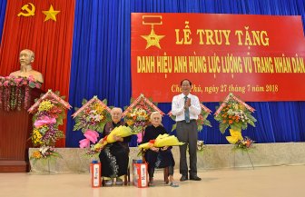 Truy tặng danh hiệu Anh hùng lực lượng vũ trang nhân dân cho liệt sĩ Đào Hữu Cảnh và Lê Văn Cường