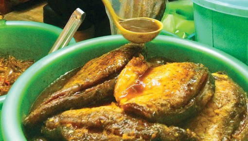 Đậm đà hương vị mắm cá mè vinh