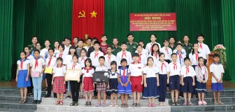 Bộ đội Biên phòng tỉnh: 700 triệu đồng hỗ trợ học sinh