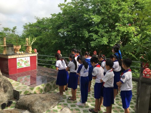 Giáo dục truyền thống cho thế hệ trẻ