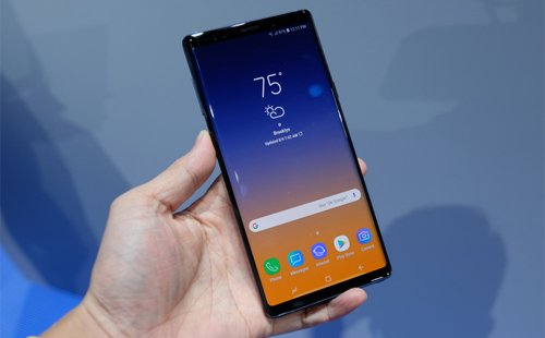 Galaxy Note9 có giá 1.000 USD, đối đầu với iPhone X
