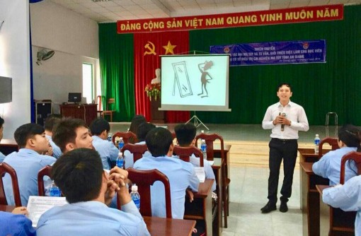 150 học viên cơ sở điều trị cai nghiện được tuyên truyền tác hại của ma túy