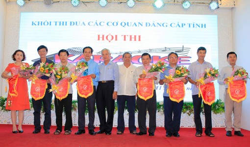 Báo An Giang đoạt giải nhất Hội thi Tiếng hát karaoke cán bộ, công chức, viên chức năm 2018