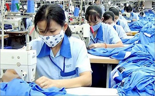 Người lao động có thể làm thêm 400 giờ một năm?