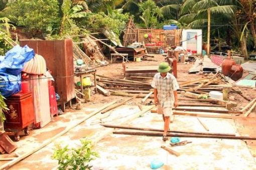 Vĩnh Long: 3 ngày thiệt hại trên 113 triệu đồng do mưa gió, triều cường