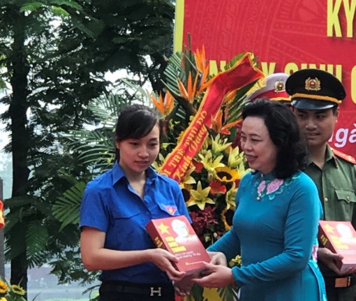 Tuổi trẻ Thủ đô kỷ niệm 130 năm Ngày sinh Chủ tịch Tôn Đức Thắng