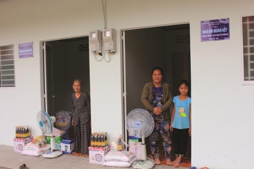 Những khu nhà Đại đoàn kết ở Long Xuyên
