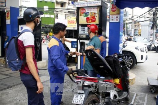 Giá xăng ổn định, giá dầu diesel tăng nhẹ