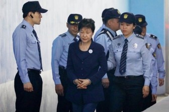 Hàn Quốc: Cựu Tổng thống Pak Geun-hye bị tuyên án 25 năm tù giam