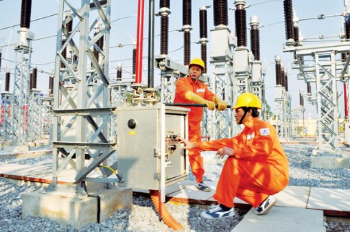 Bảo đảm việc cung cấp điện an toàn, ổn định dịp Quốc khánh 2-9