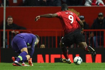 Chuyển hóa bàn thắng thành cơ hội, Man Utd nhận bài học đau đớn từ Tottenham