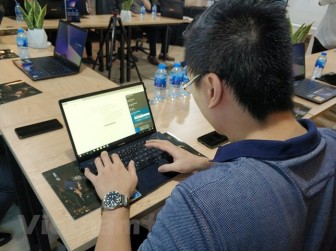 Cáp AAG hồi phục, Internet từ Việt Nam đi quốc tế ổn định trở lại