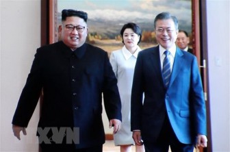 Lãnh đạo Triều Tiên và Hàn Quốc bắt đầu cuộc hội đàm kín