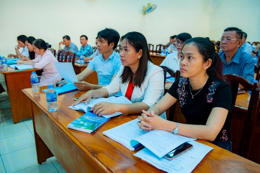 Phổ biến các văn bản quy phạm pháp luật lĩnh vực văn hóa