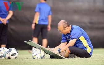 HLV Park Hang Seo trở lại Việt Nam, hướng tới cúp vàng AFF Suzuki Cup 2018