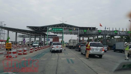 Thủ tướng Chính phủ chỉ đạo triển khai thu phí tự động không dừng