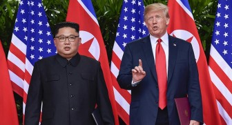 TT Trump nói đã 'phải lòng' lãnh đạo Kim, thế giới nay đã tôn trọng Mỹ
