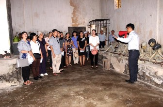 Ban Vì sự tiến bộ của phụ nữ và bình đẳng giới tỉnh An Giang: Tổ chức du khảo về nguồn tại Côn Đảo