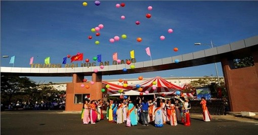Đãi ngộ việc làm cho sinh viên xuất sắc và cán bộ khoa học trẻ