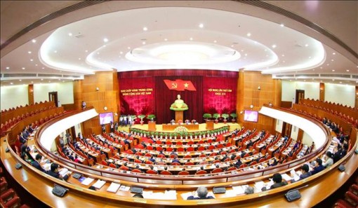 Hội nghị Trung ương 8: Đẩy mạnh phát triển kinh tế - xã hội, tăng cường xây dựng Đảng