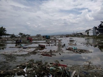 Indonesia đối mặt với bài toán nan giải sau thảm họa kép