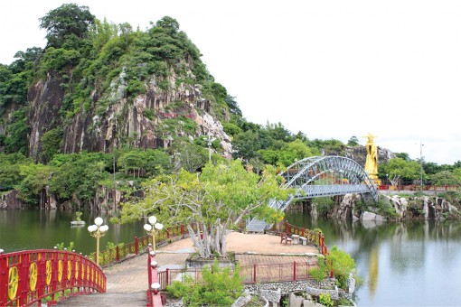 Du khách đến An Giang tăng