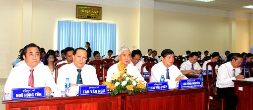 Đảng ủy Khối Dân chính Đảng: Thực hiện đạt 9/13 chỉ tiêu nhiệm kỳ