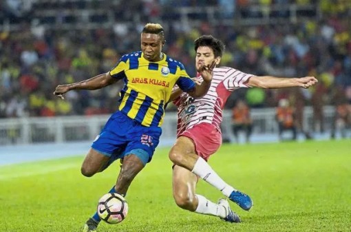 HLV Malaysia đặt niềm tin lớn vào sao nhập tịch 'khủng'