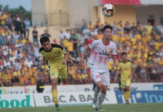 Đá bại quân bầu Hiển sau loạt 'đấu súng', Nam Định trụ hạng V.League