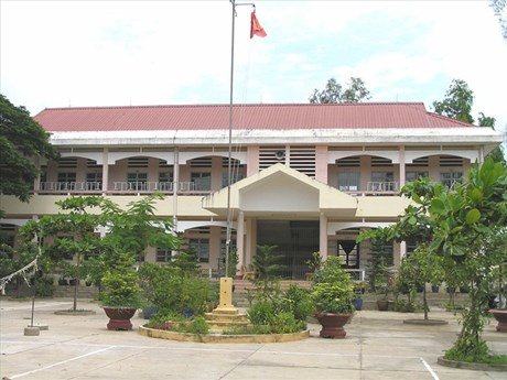 Long An: Đứt đường dây điện cao thế làm 6 học sinh thương vong