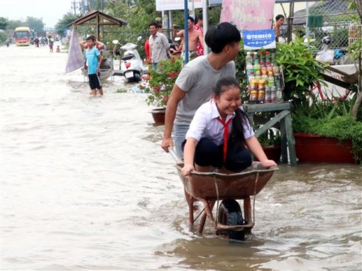 Gian nan đến trường mùa nước lũ