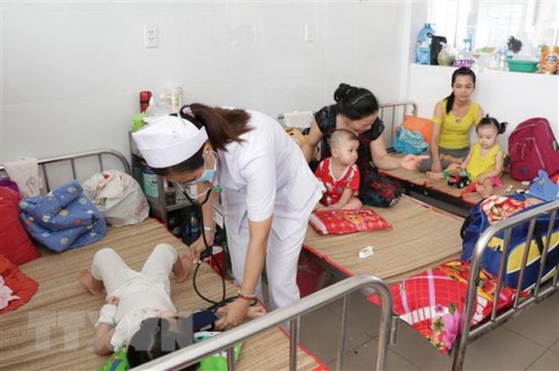 Cần Thơ: Bệnh tay chân miệng tăng đột biến