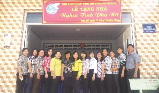 Chung tay “Vì người nghèo”