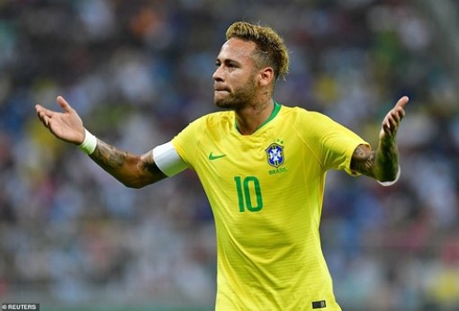 Neymar tỏa sáng ở phút bù giờ, Brazil đánh bại Argentina