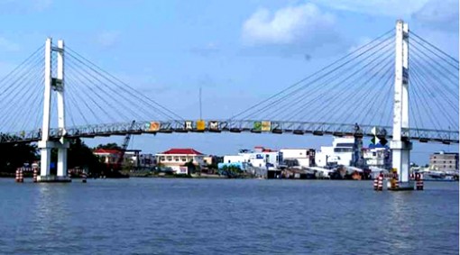 Người dân Cà Mau phản ứng cầu dân sinh thu phí 'trọn đời'
