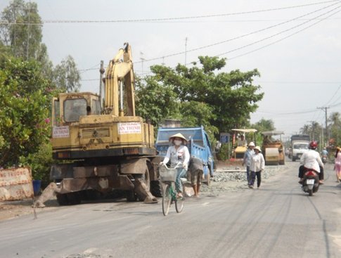 Mở hồ sơ đề xuất tài chính chọn nhà thầu thi công đường Mỹ Hòa đến cầu Rạch Rích