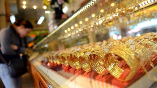 Giá vàng hôm nay 27-10: Lực hỗ trợ vẫn còn, giá vàng tăng từ đỉnh