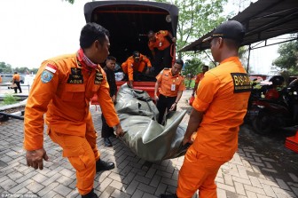 Giới chức Indonesia xác nhận không còn ai sống sót trong vụ máy bay Lion Air rơi