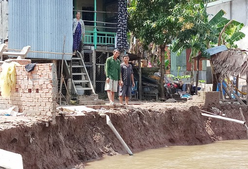 Đề phòng sạt lở sau mùa lũ