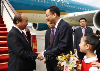 Thủ tướng Nguyễn Xuân Phúc đến Thượng Hải, bắt đầu tham dự CIIE 2018