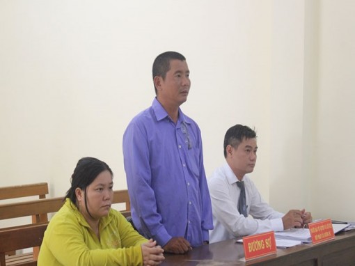 Long An: Tòa huyện bị buộc phải bồi thường oan gần 300 triệu đồng