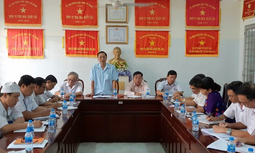 Phú Tân sắp xếp, tinh gọn bộ máy
