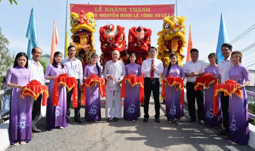 Xã Vĩnh An: Khánh thành cầu ông Tư Lê