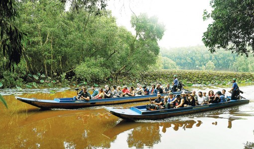 Quản lý hoạt động kinh doanh, hướng dẫn viên du lịch