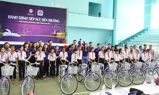 Tìm giải pháp đổi mới giáo dục căn bản, toàn diện