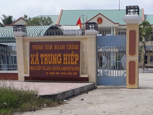 Vĩnh Long: Cảnh cáo bí thư xã xài bằng cấp 3 không hợp lệ