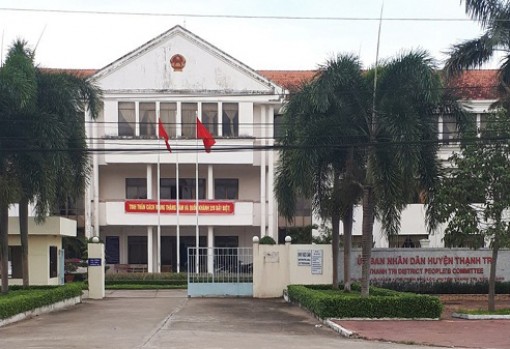 Sóc Trăng: Chủ tịch huyện bị kỷ luật vì không có bằng đại học