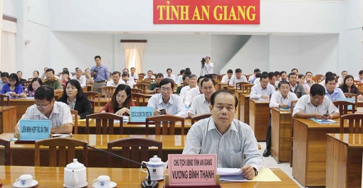 Hội nghị trực tuyến toàn quốc: Tổng kết 10 năm thực hiện Nghị quyết về “Nông nghiệp, nông dân và nông thôn”