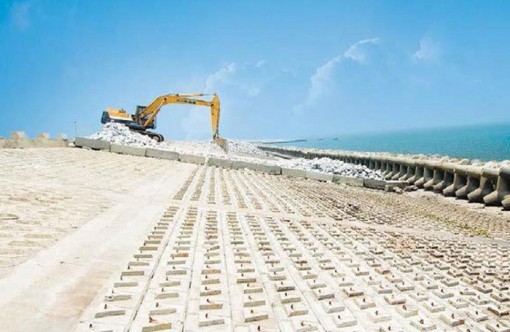 Thiếu vốn, Bạc Liêu xin Thủ tướng 300 tỷ để xây đê biển