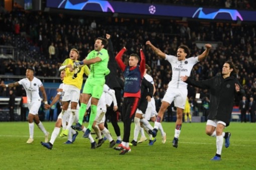 Neymar tỏa sáng, PSG đẩy Liverpool vào thế khó